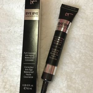 Full size It Cosmetics Bye Bye Concealer Medium